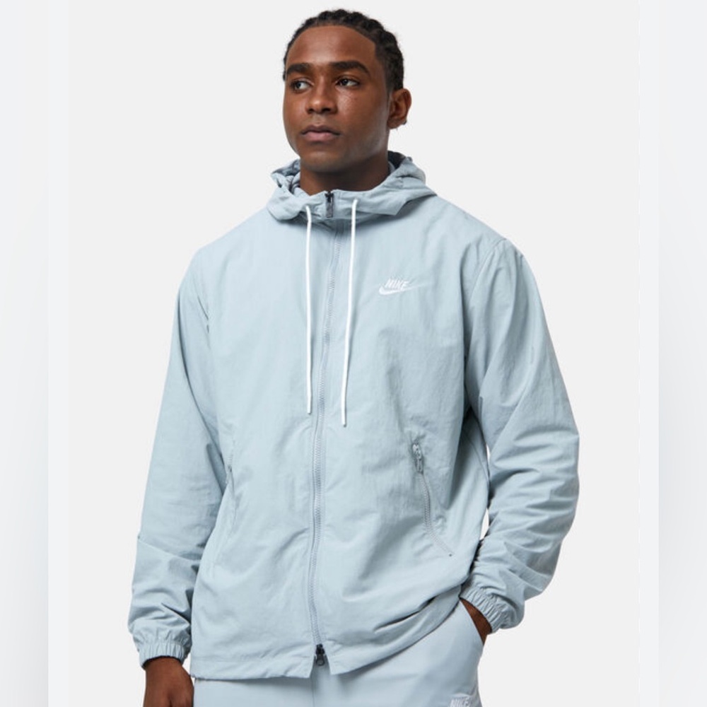 Nike Men’s wind breaker jacket